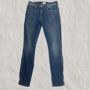 MOTHER Skinny Jeans in the charmer wash